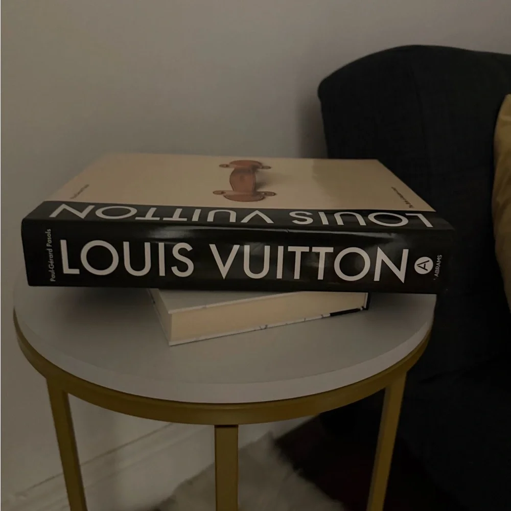 Louis Vuitton The Birth Of Modern Luxury - Picture 2 of 4